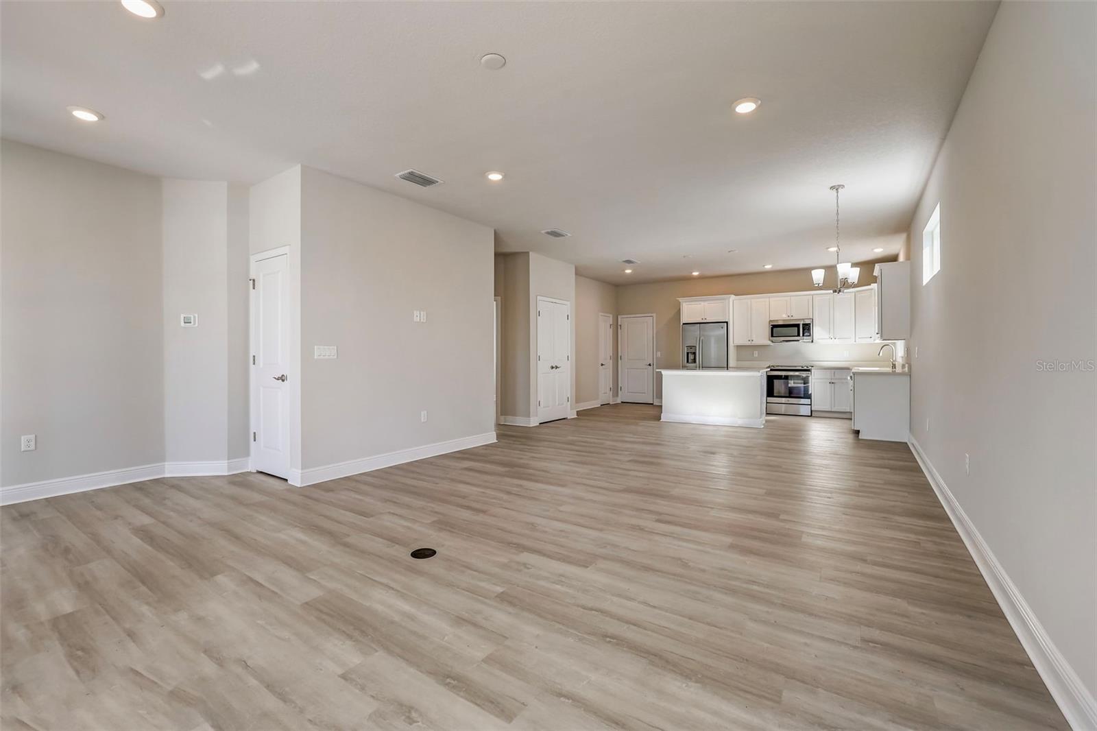 557 Venetian Palms BLVD