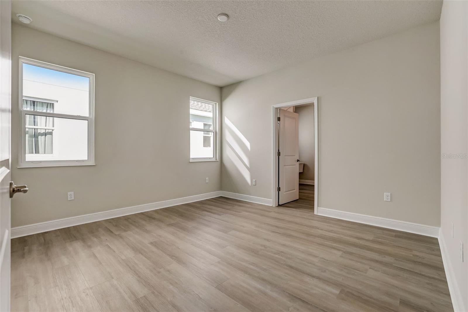 557 Venetian Palms BLVD