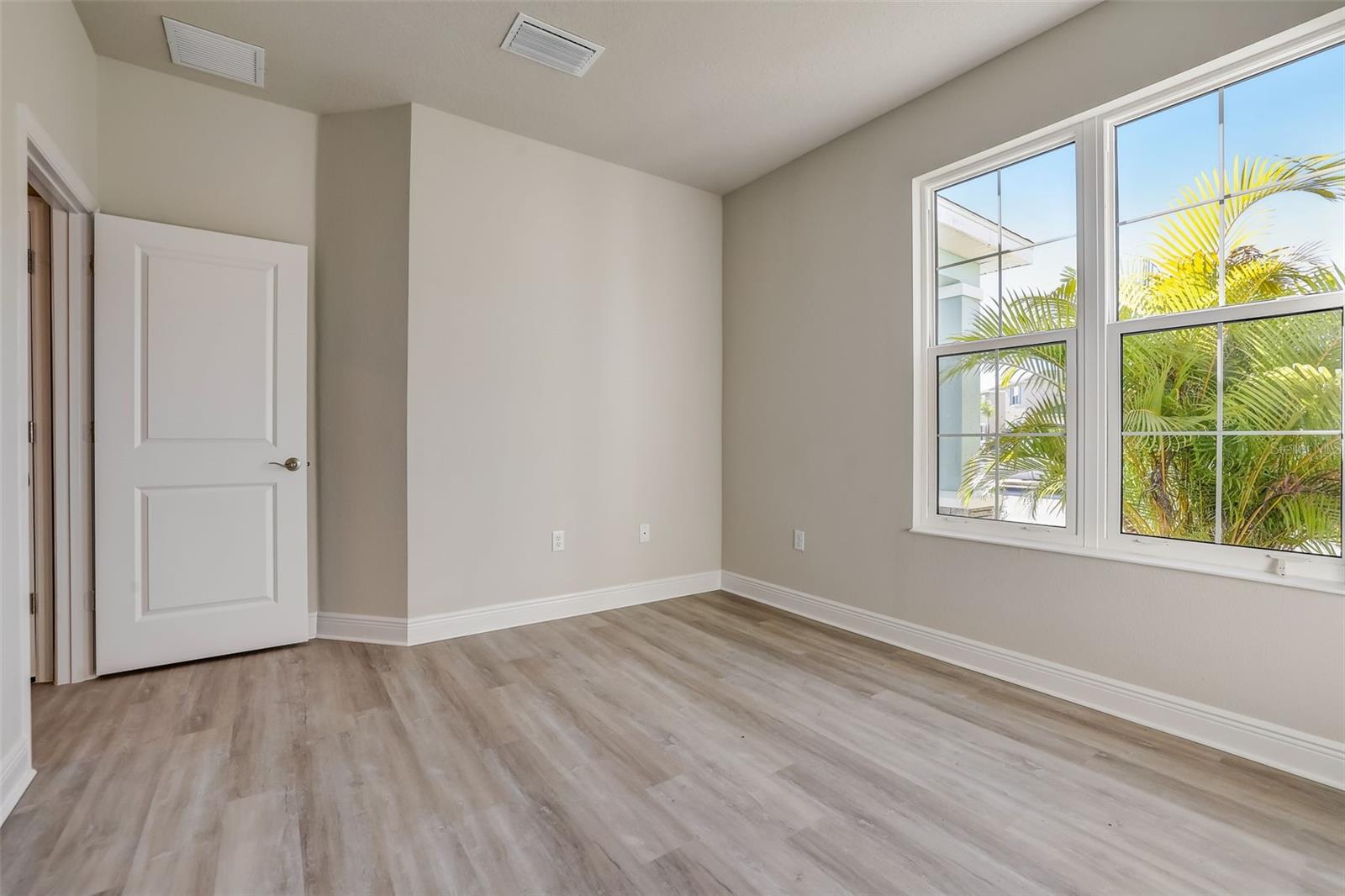 557 Venetian Palms BLVD