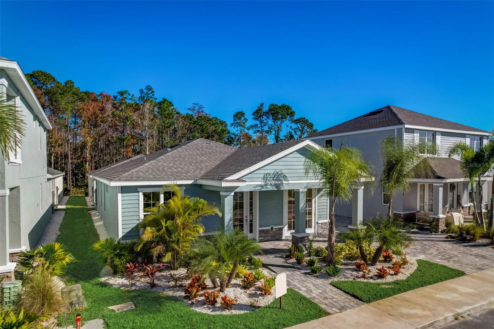 557 Venetian Palms BLVD