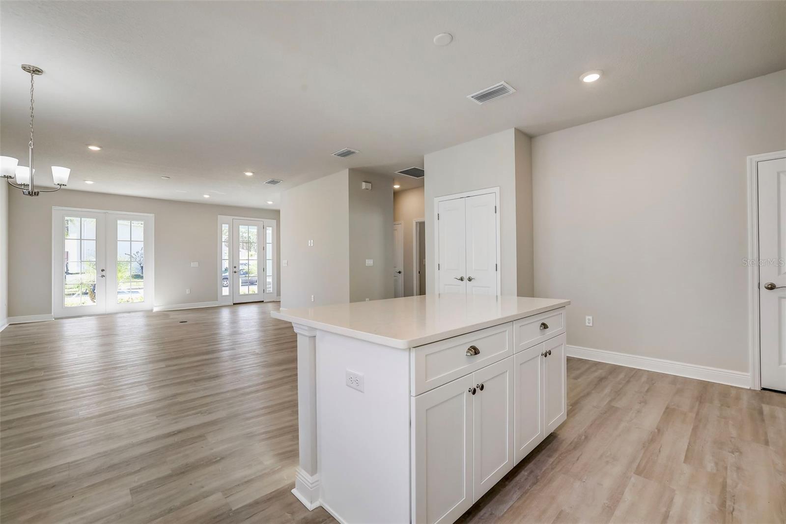 557 Venetian Palms BLVD