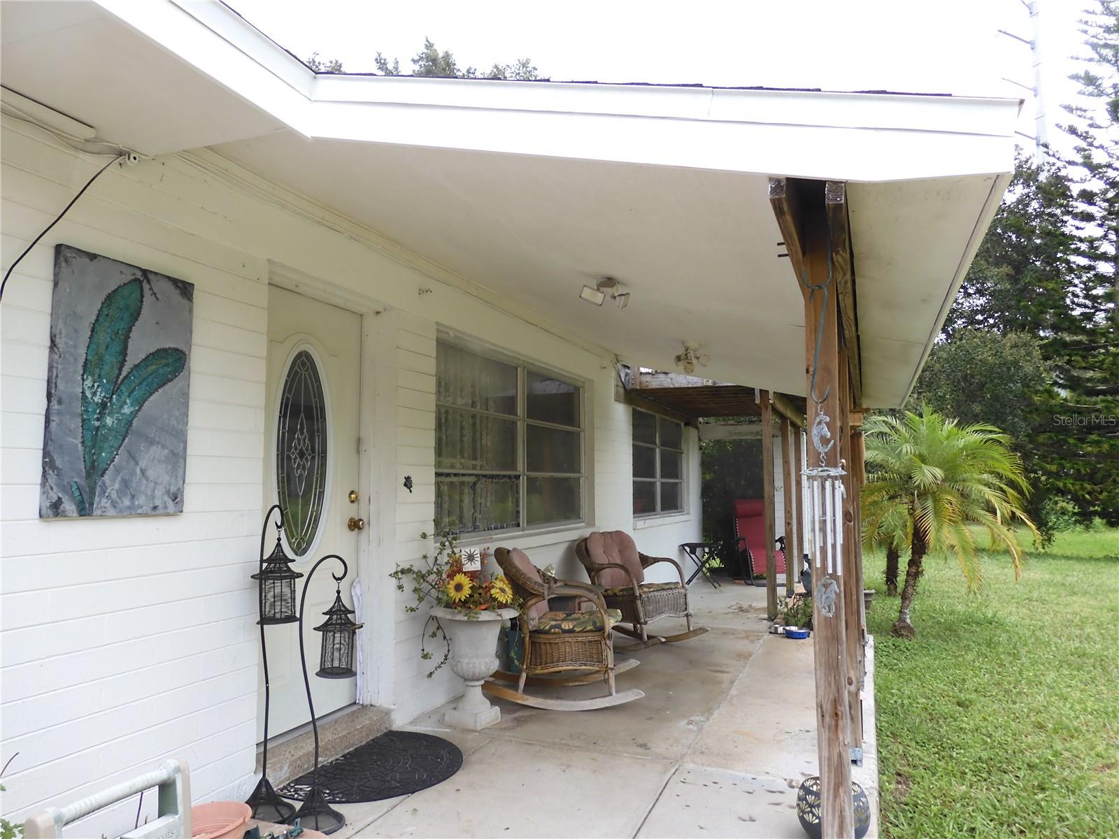 1627 UMBRELLA TREE DR