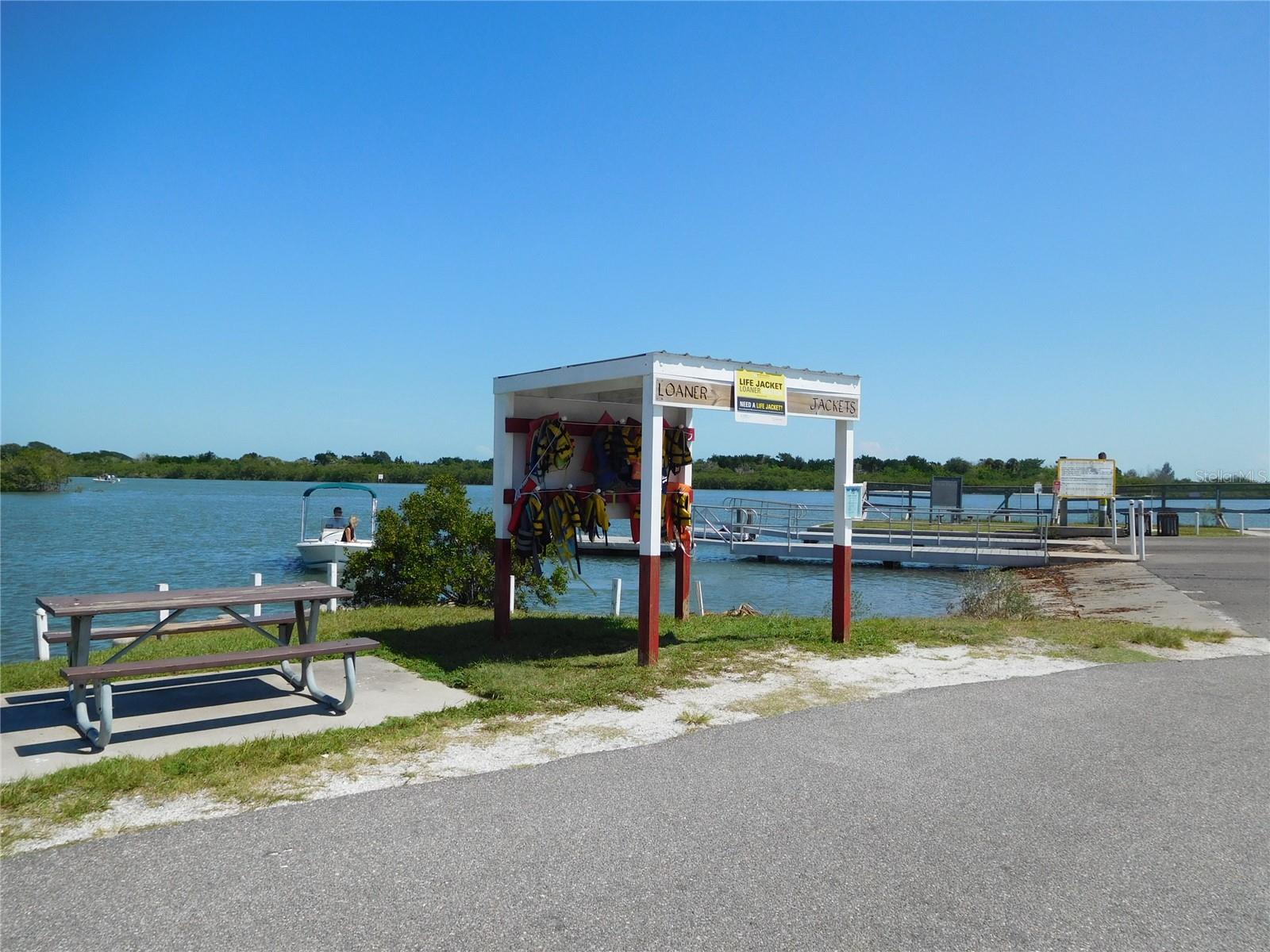 1627 UMBRELLA TREE DR