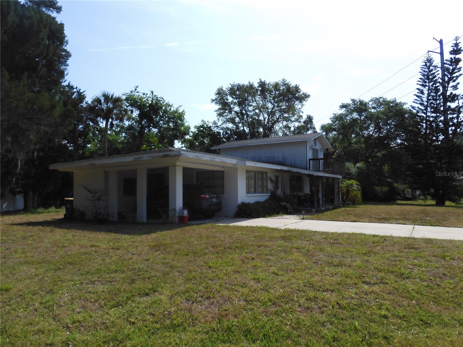 1627 UMBRELLA TREE DR