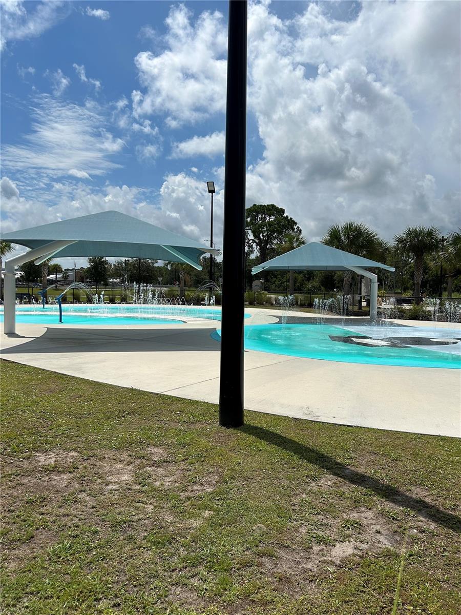 1627 UMBRELLA TREE DR