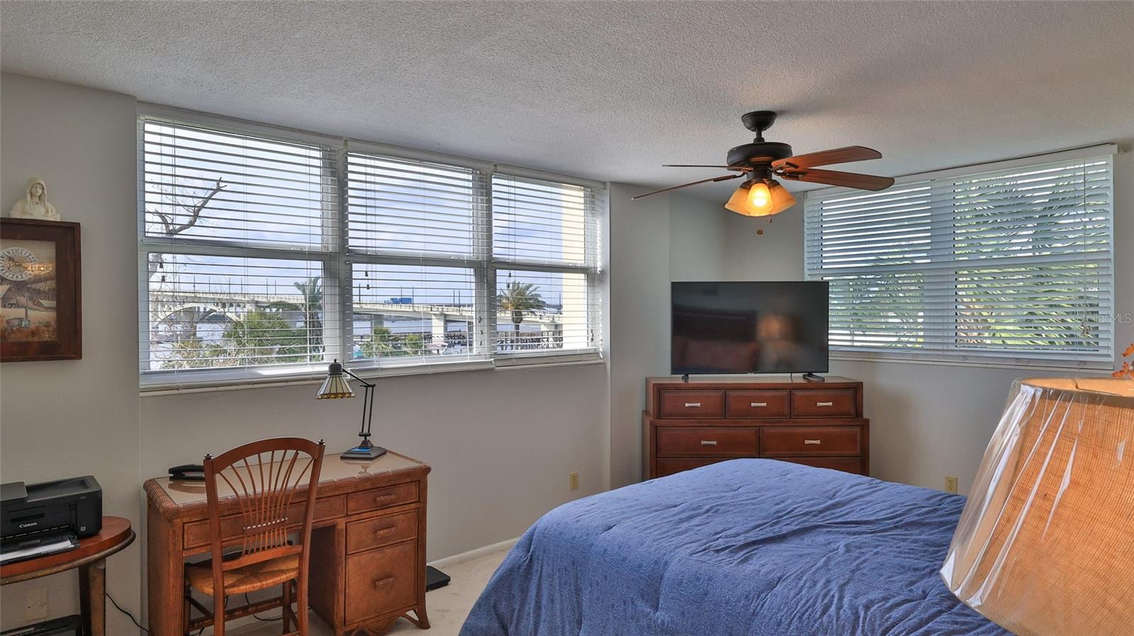 1224 S PENINSULA DR #219