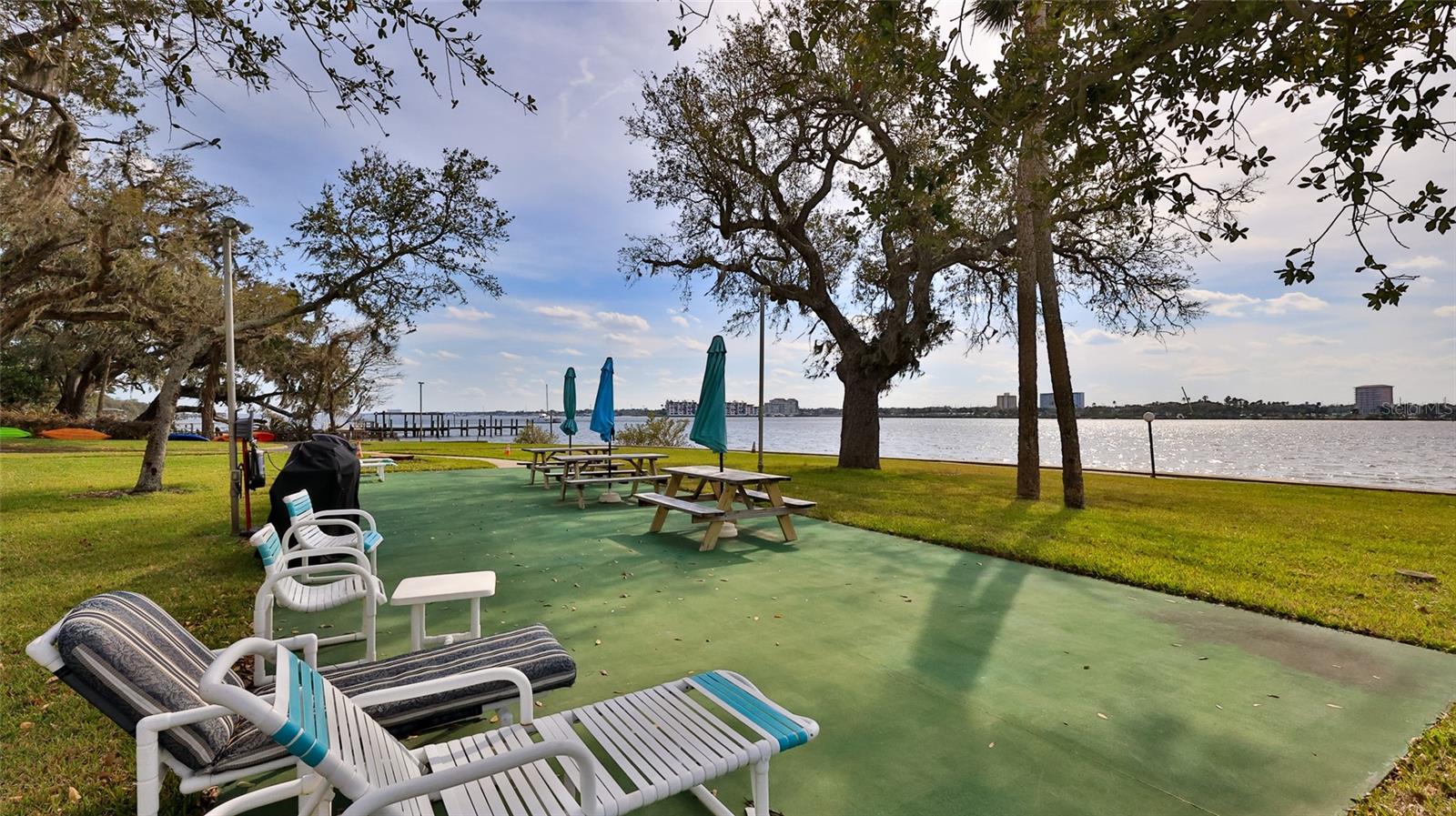 1224 S PENINSULA DR #219