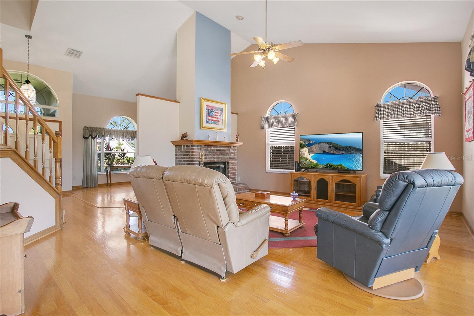 3592 GATLIN PLACE CIR