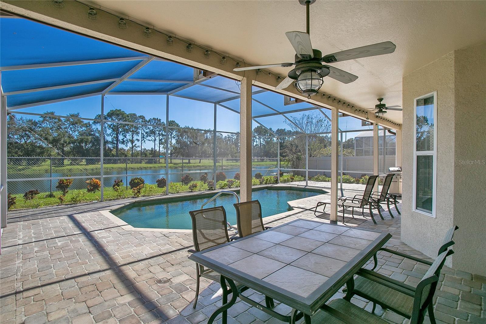 3592 GATLIN PLACE CIR