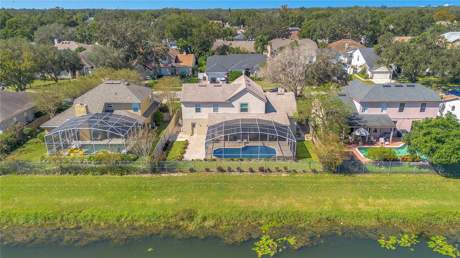 3592 GATLIN PLACE CIR