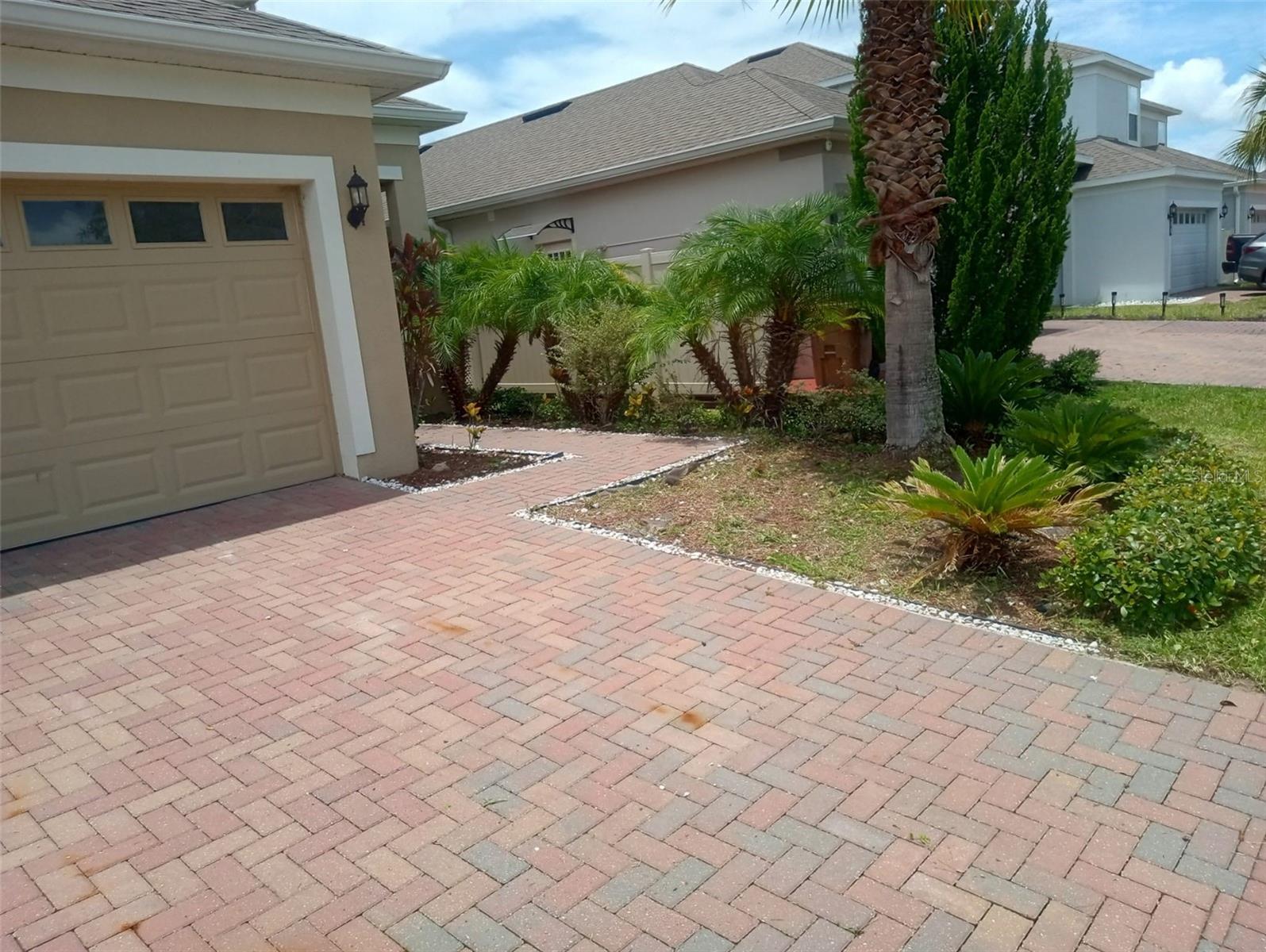 3172 MONTSERRAT PL