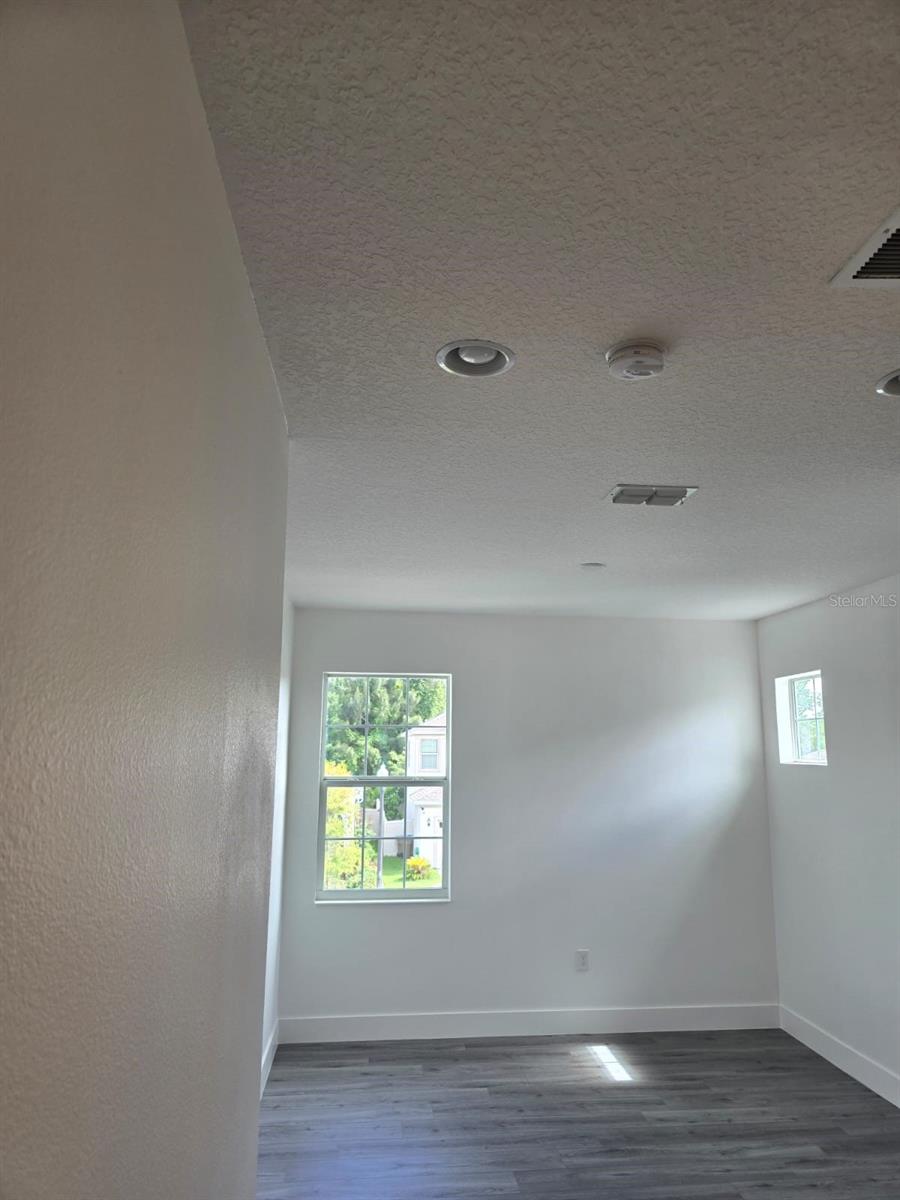 3172 MONTSERRAT PL