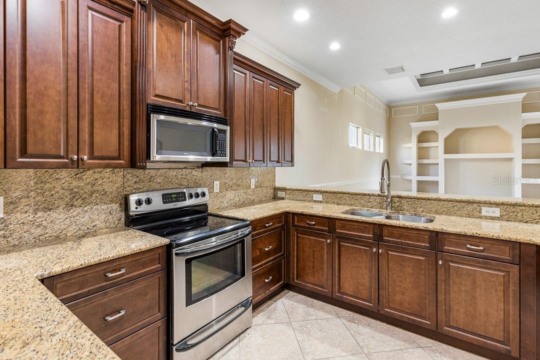 2081 SW BAYSHORE BLVD