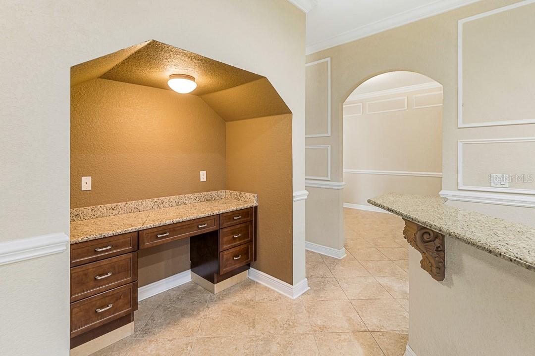 2081 SW BAYSHORE BLVD