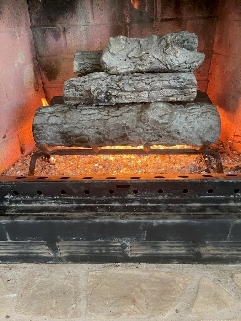 840 PINE FOREST TRL W