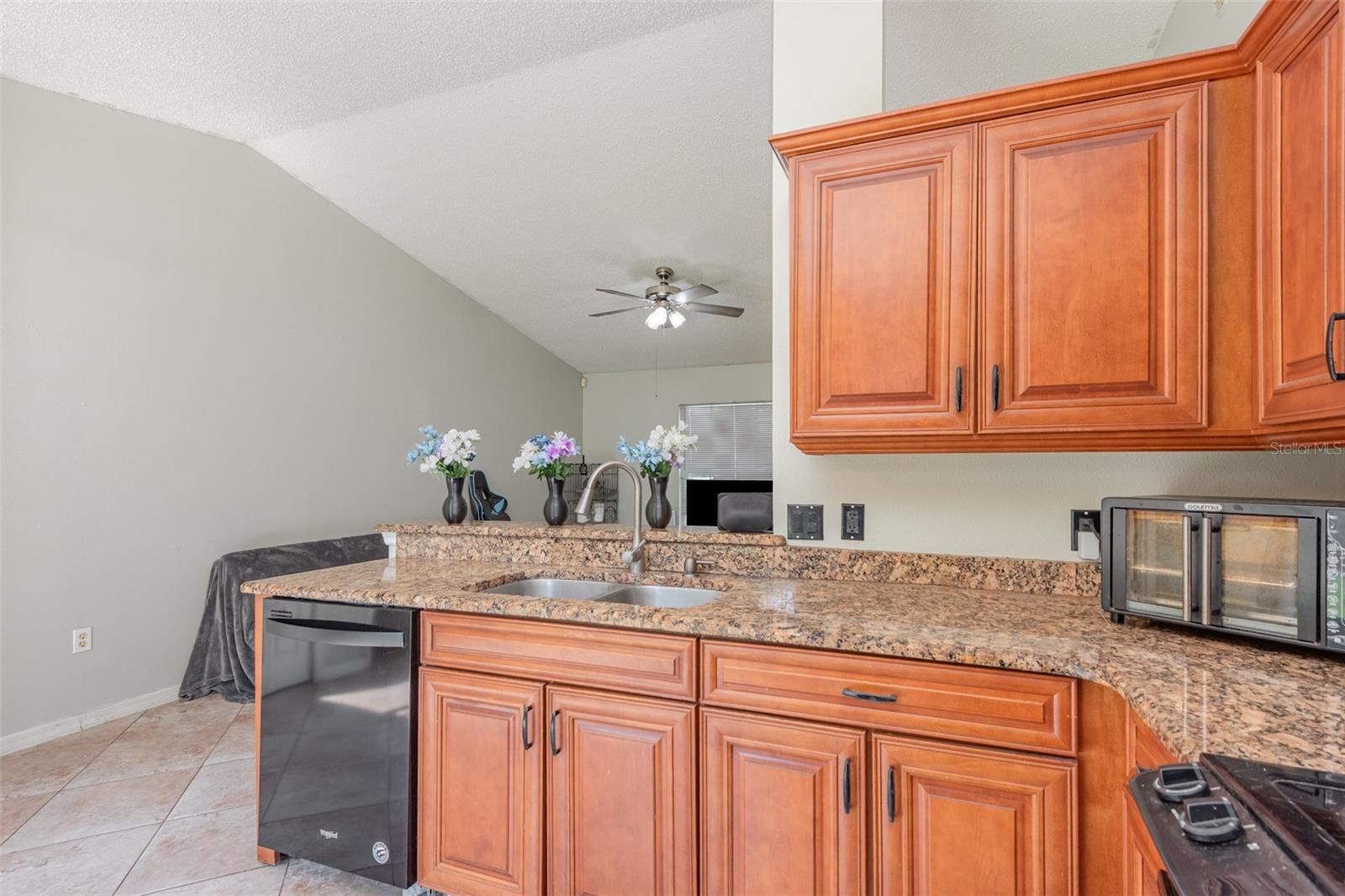 1854 N NORMANDY BLVD