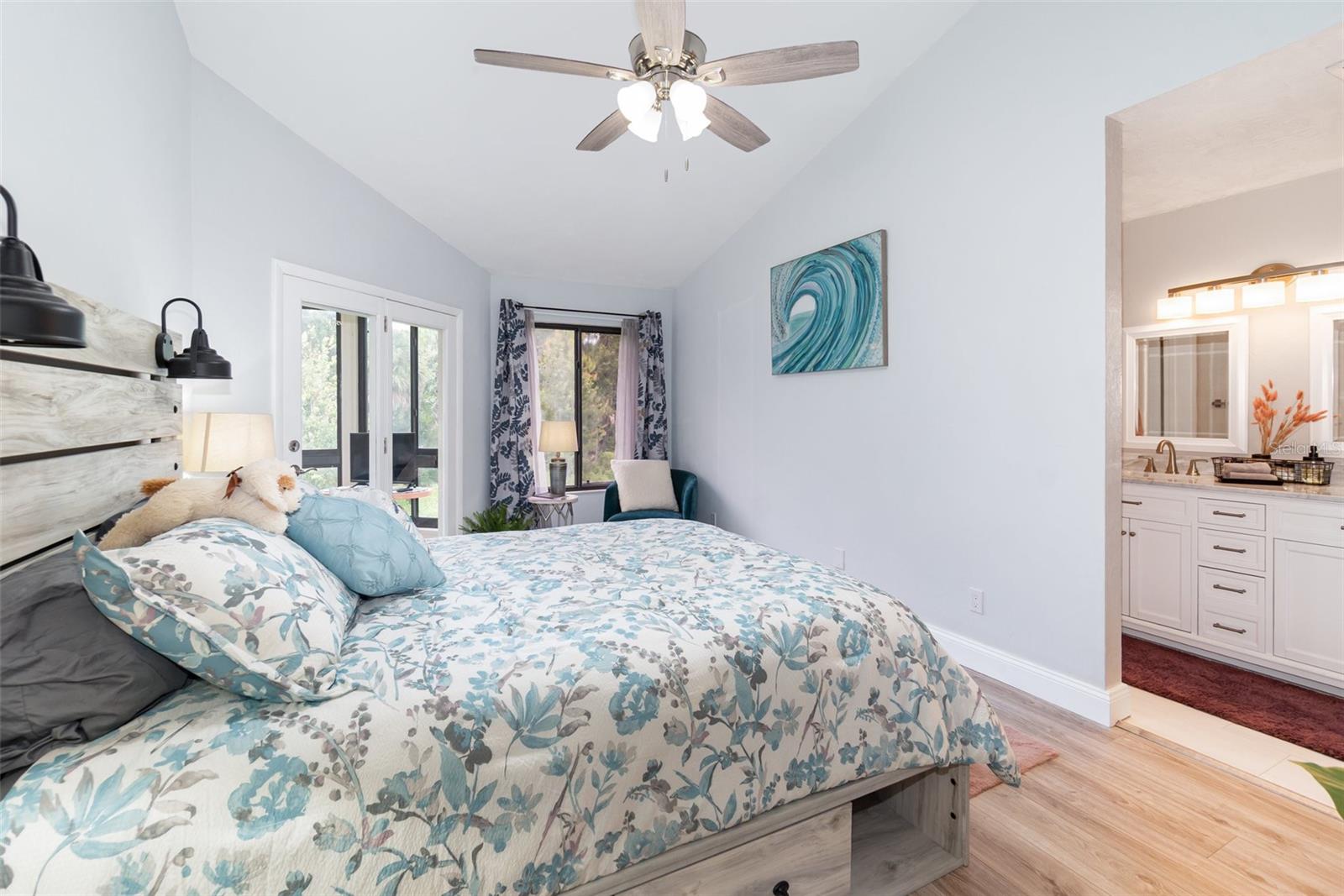 133 BLUE HERON DR #C