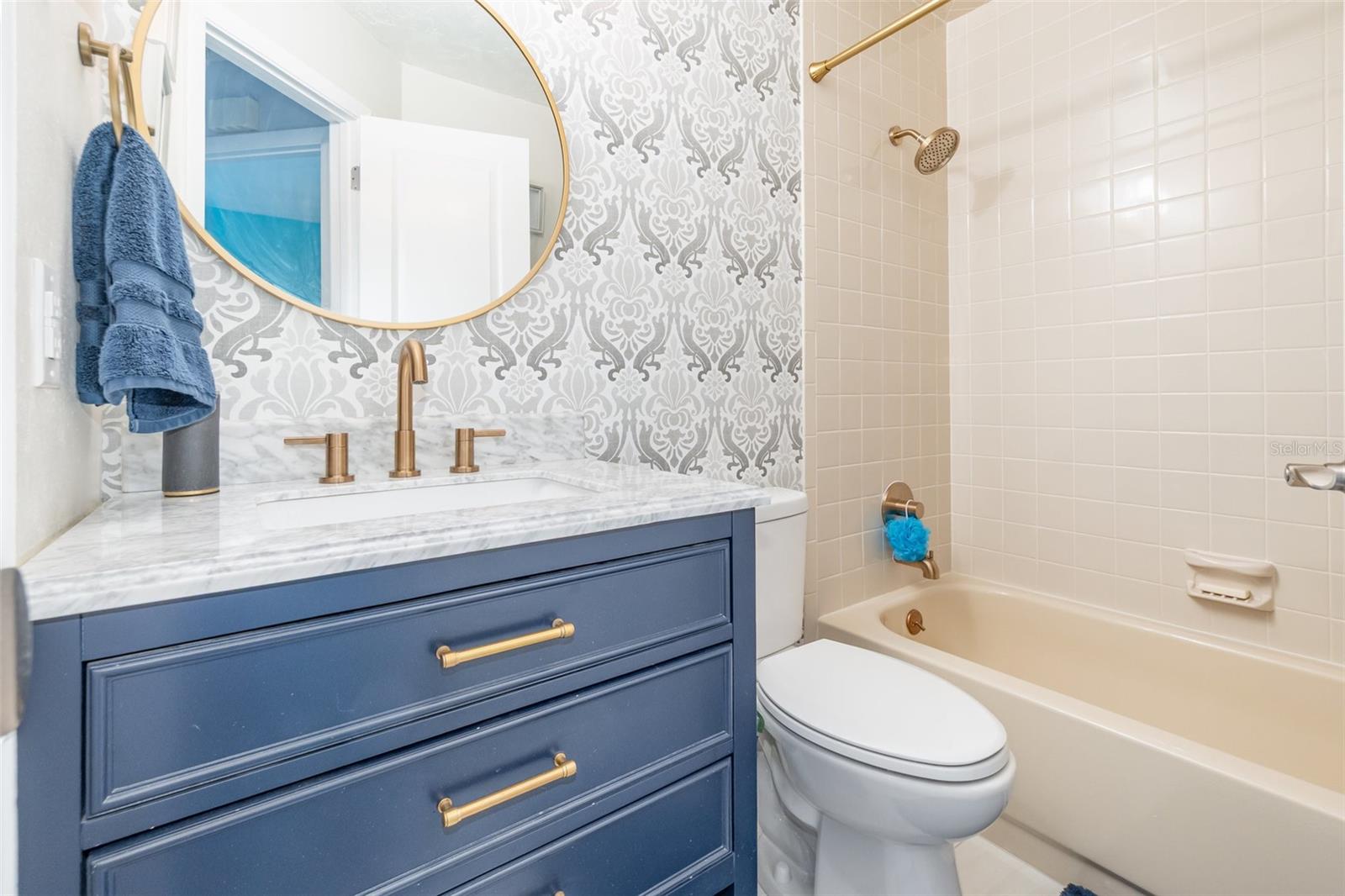 133 BLUE HERON DR #C