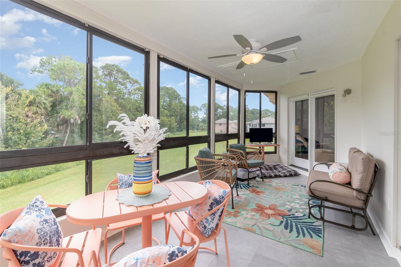 133 BLUE HERON DR #C