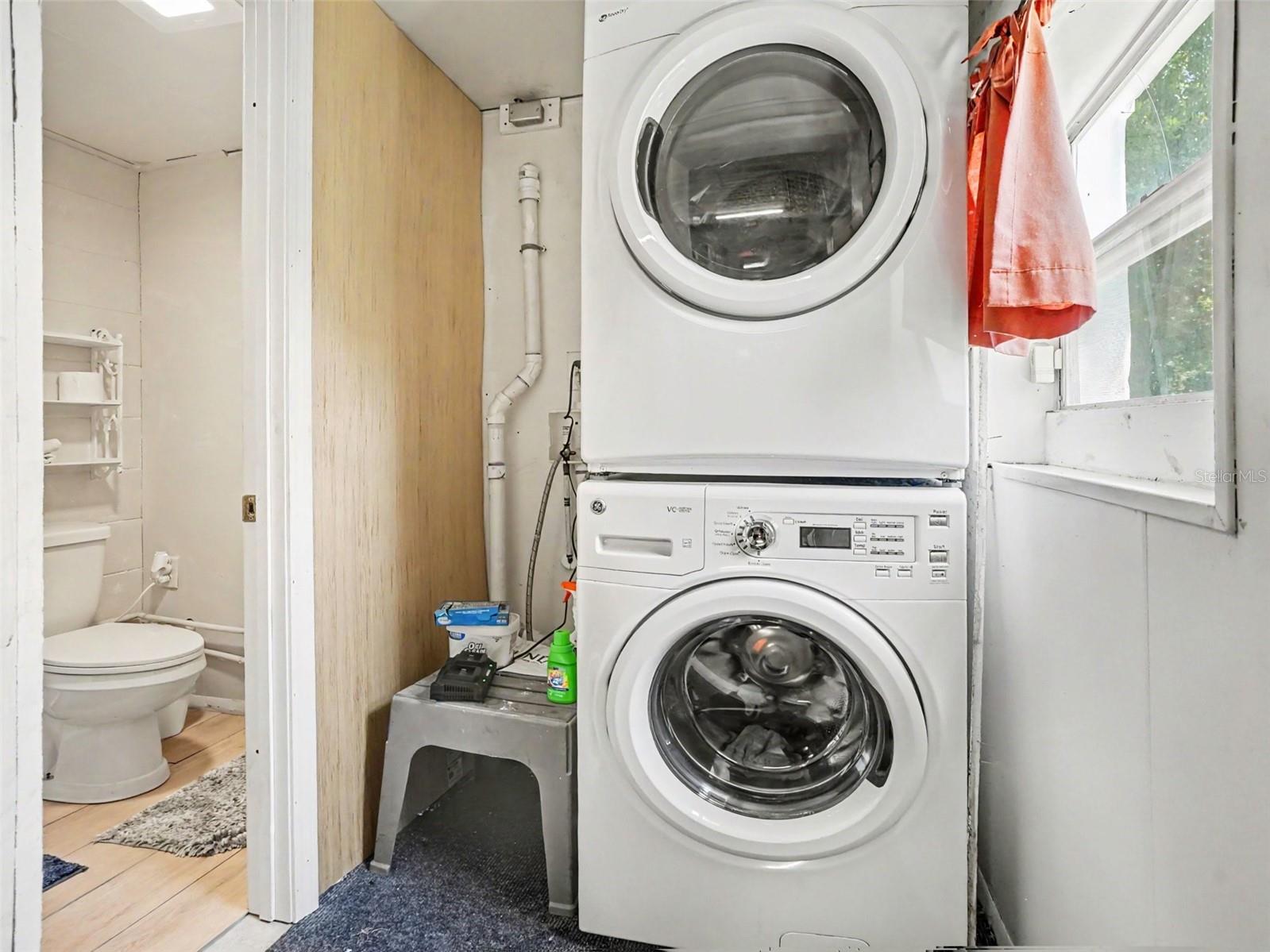 315 W 11TH AVE