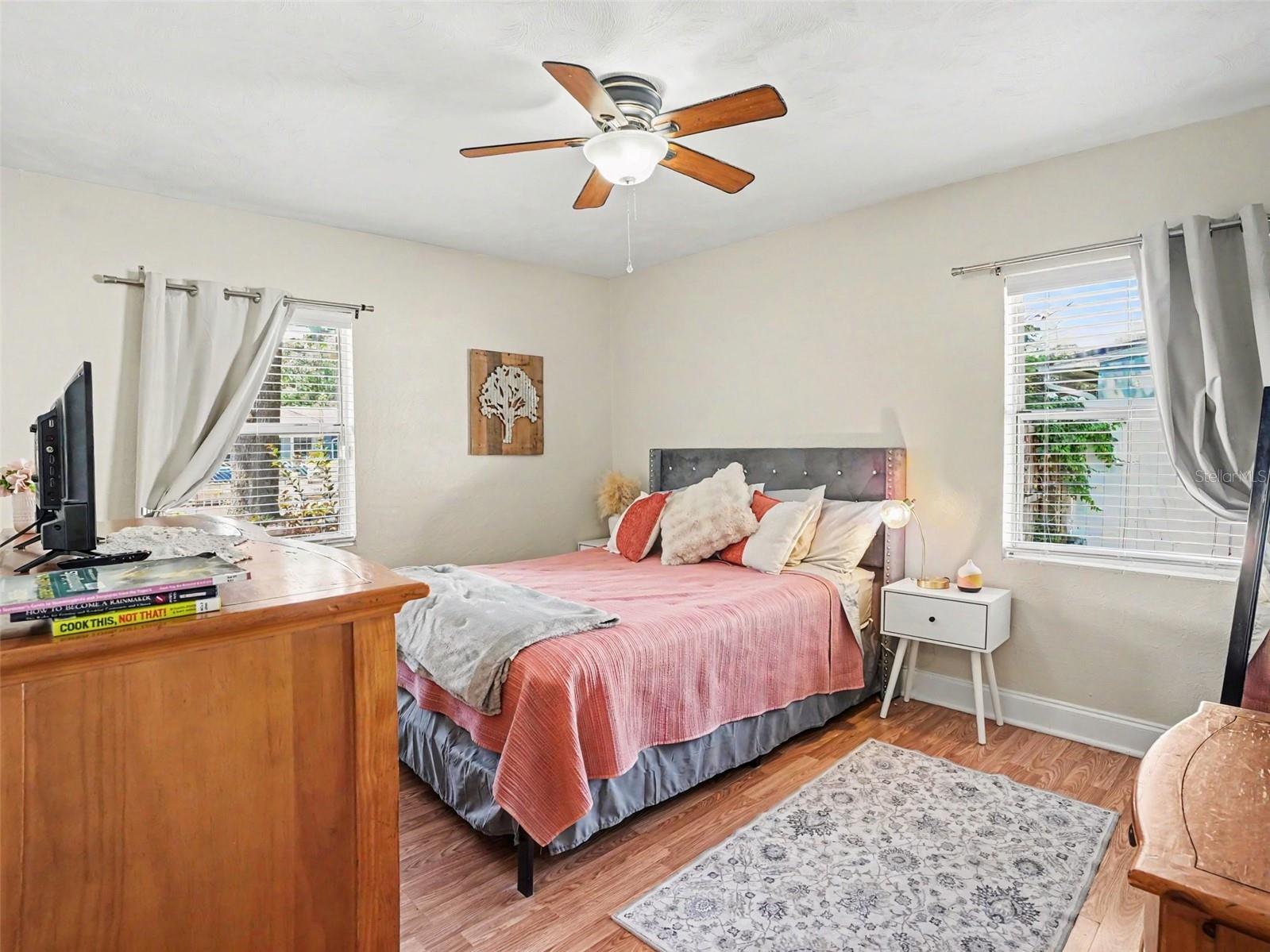 315 W 11TH AVE