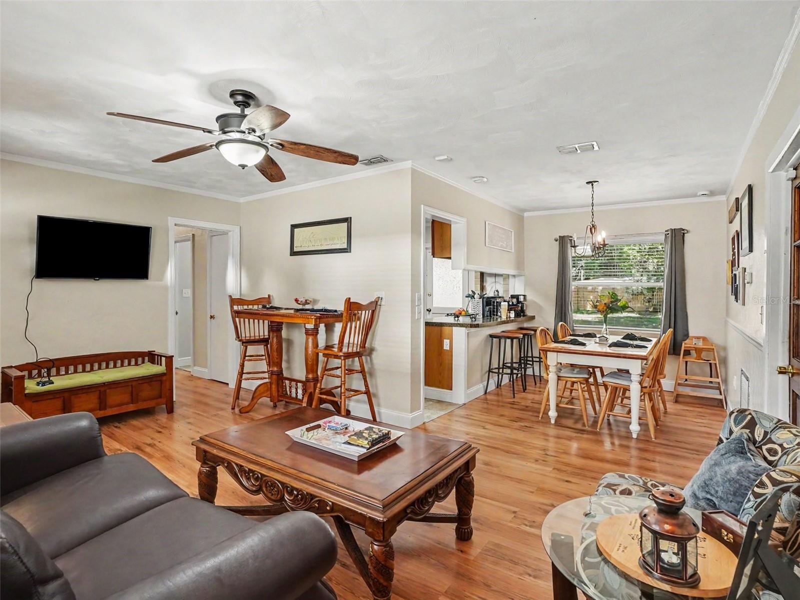 315 W 11TH AVE