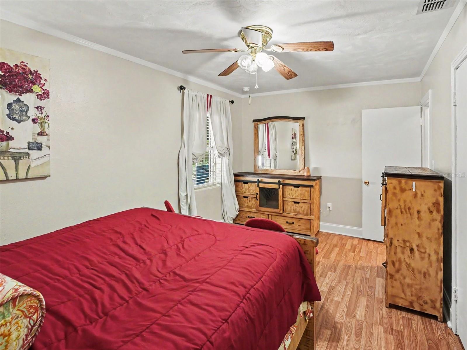 315 W 11TH AVE