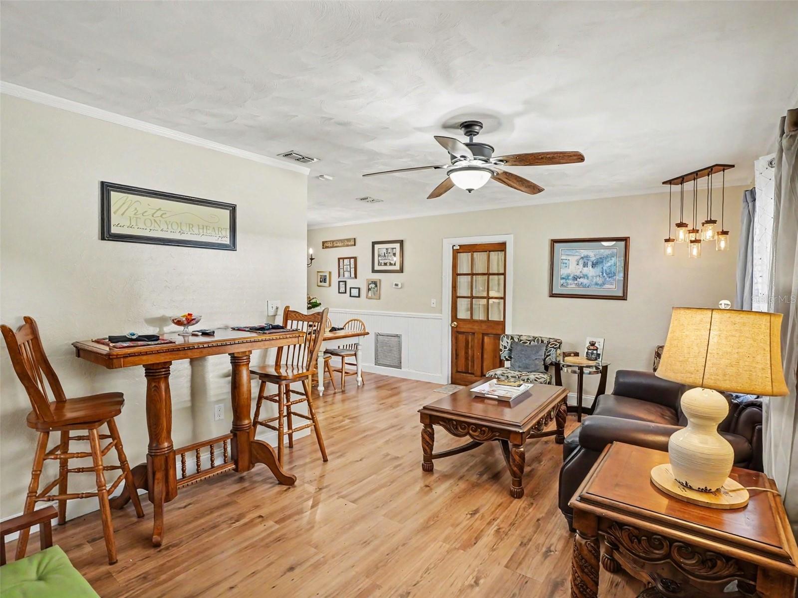 315 W 11TH AVE