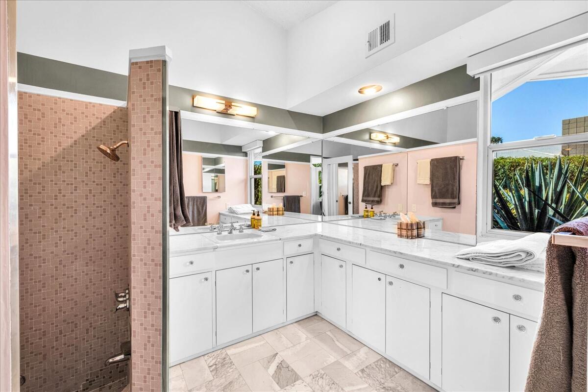 37800 Da Vall DR Unit: 14