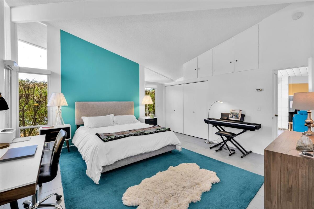 37800 Da Vall DR Unit: 14