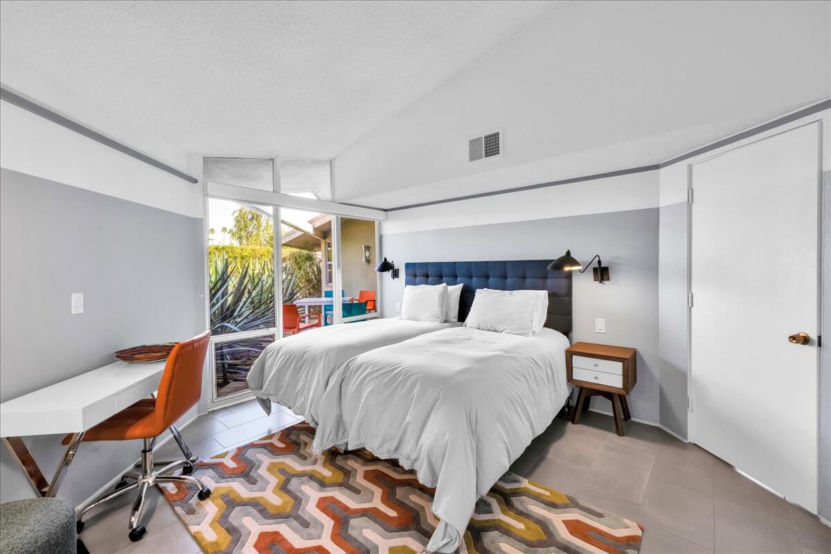 37800 Da Vall DR Unit: 14
