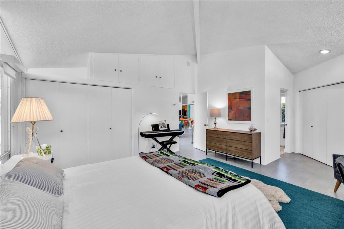 37800 Da Vall DR Unit: 14