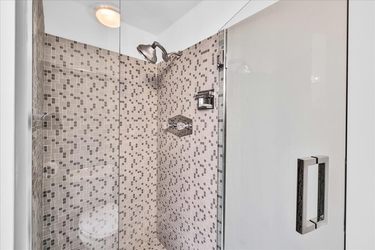 37800 Da Vall DR Unit: 14