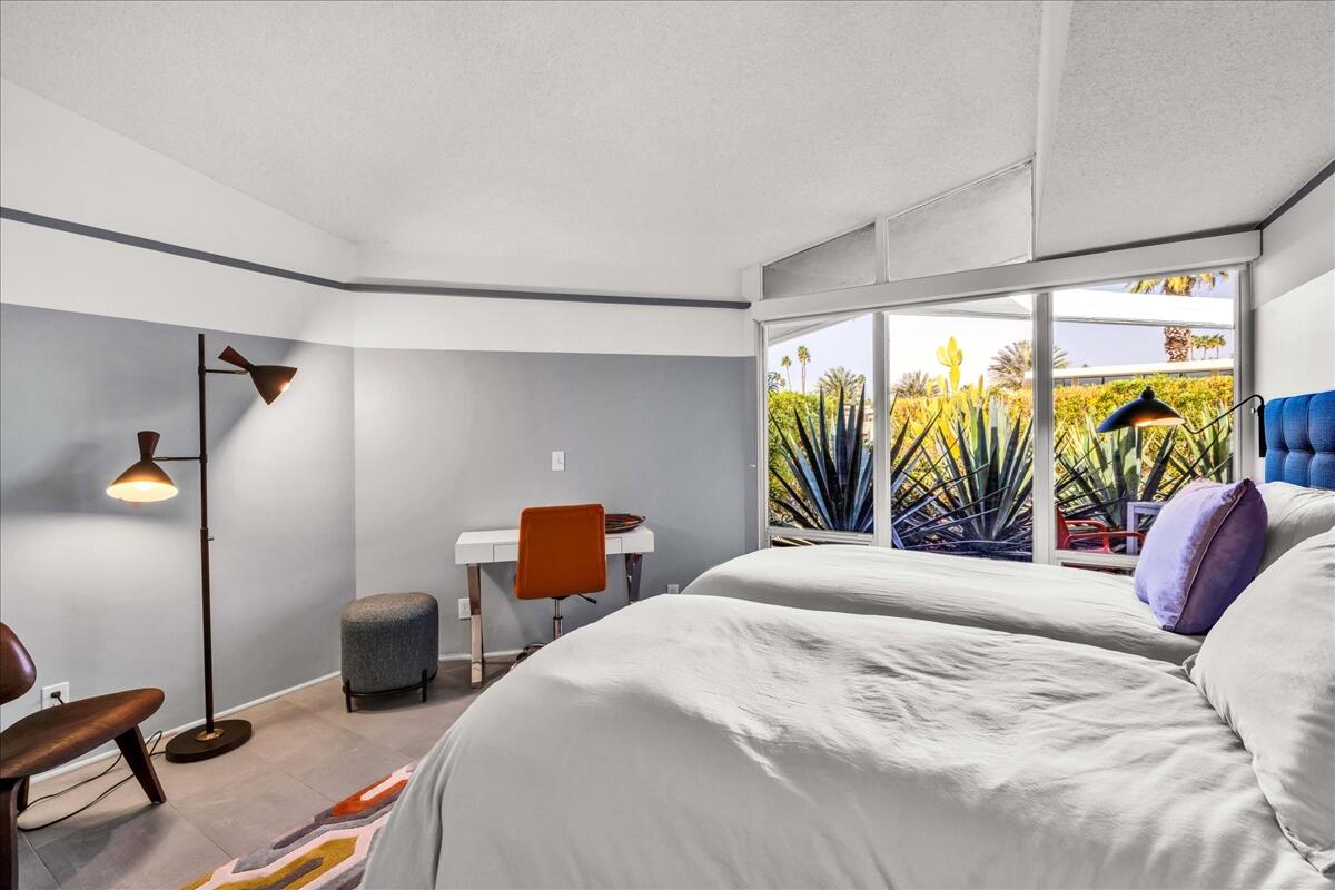 37800 Da Vall DR Unit: 14
