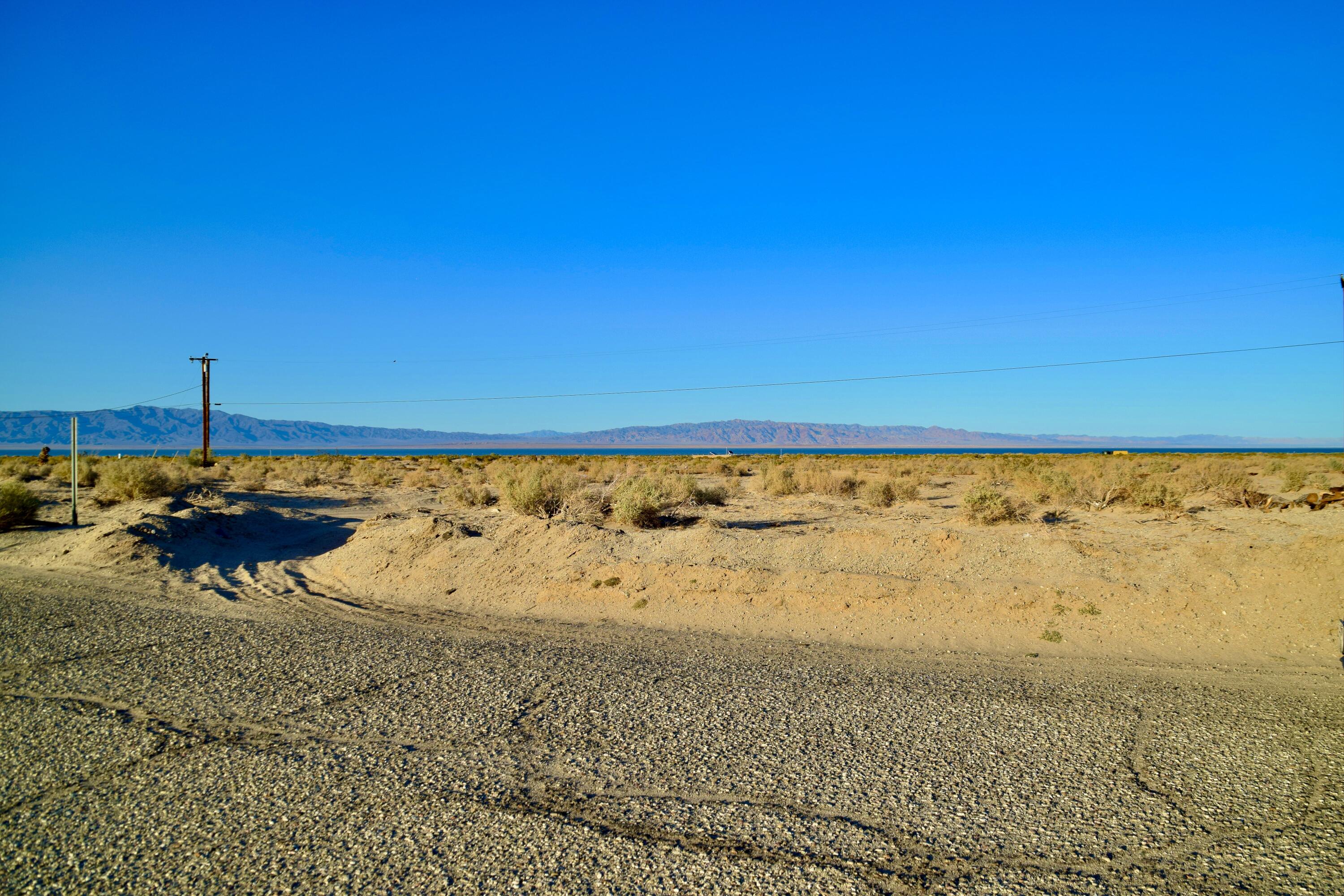 2892 Crystal Lake AVE