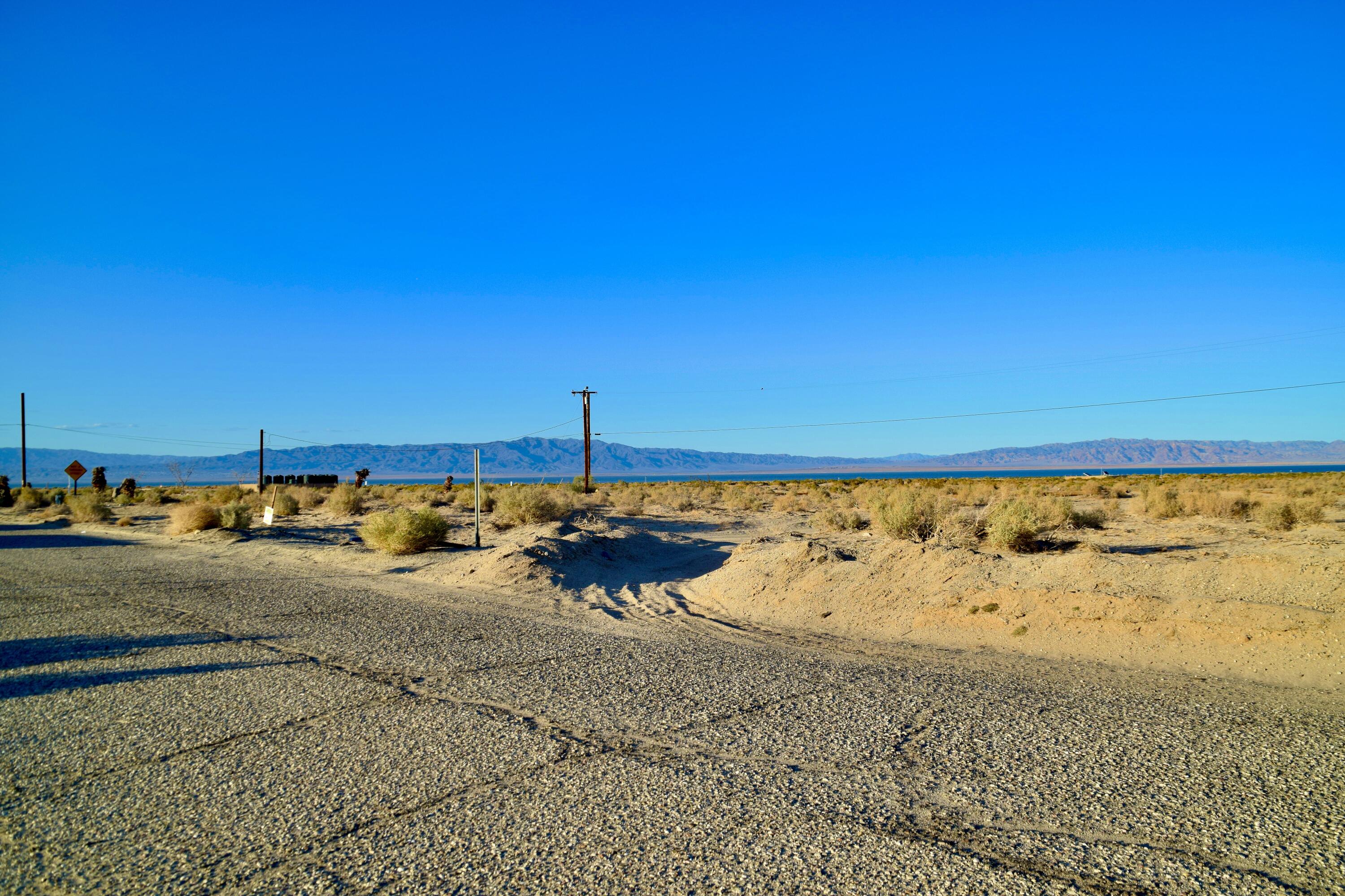 2892 Crystal Lake AVE