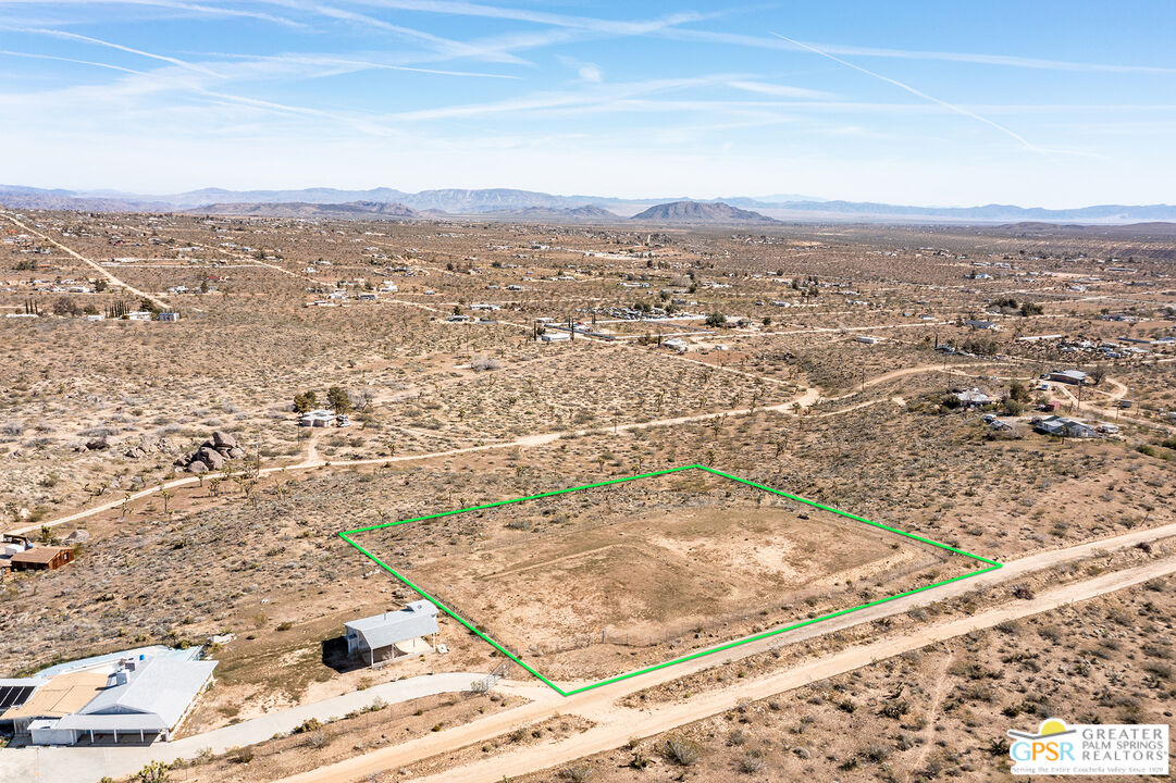 55588 Chaparral Rd