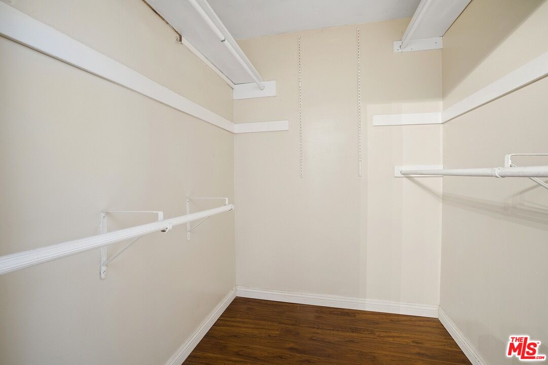 6724 Hillpark Dr Unit: 202