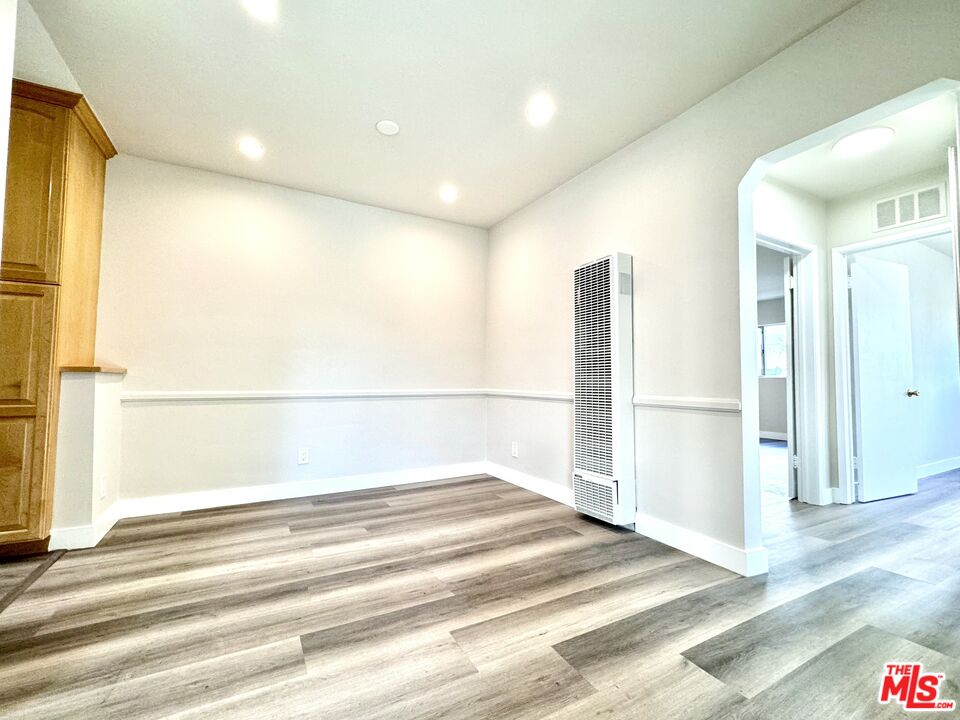925 S HOLT AVE Unit: 1