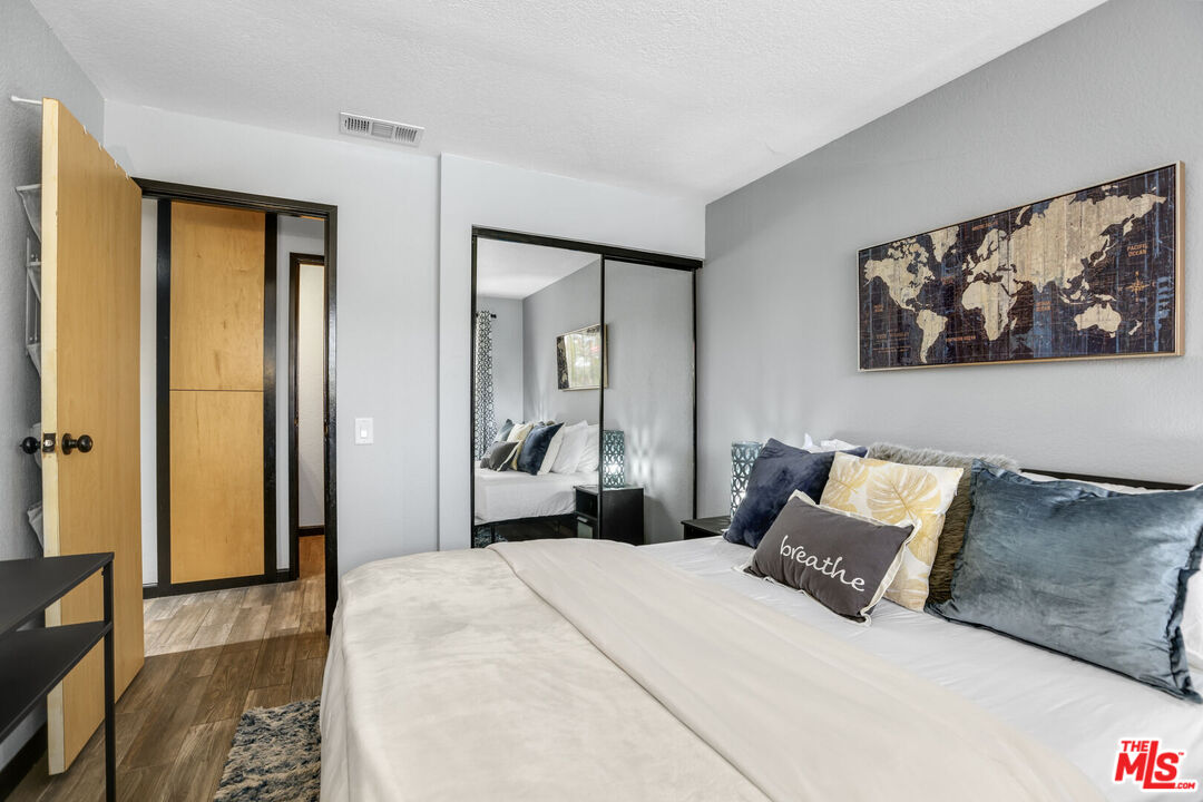 751 N Los Felices Cir Unit: 212