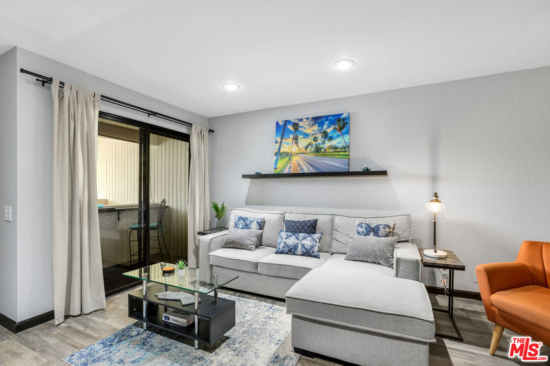 751 N Los Felices Cir Unit: 212