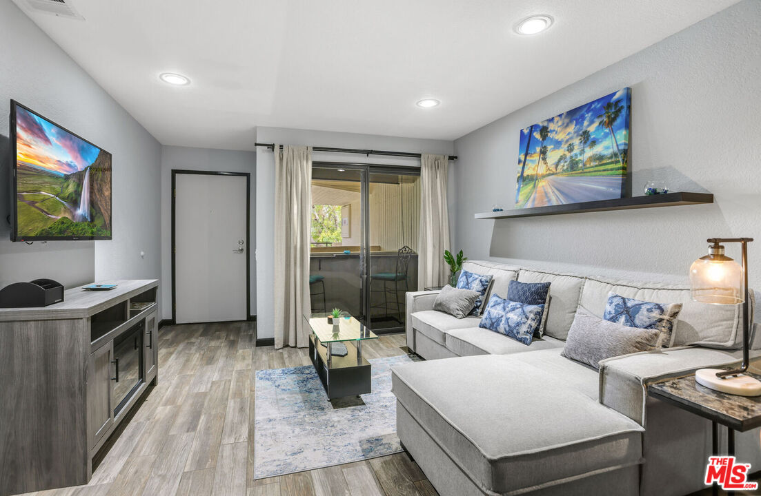 751 N Los Felices Cir Unit: 212