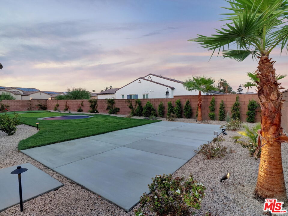 81921 Fiori Del Deserto Dr