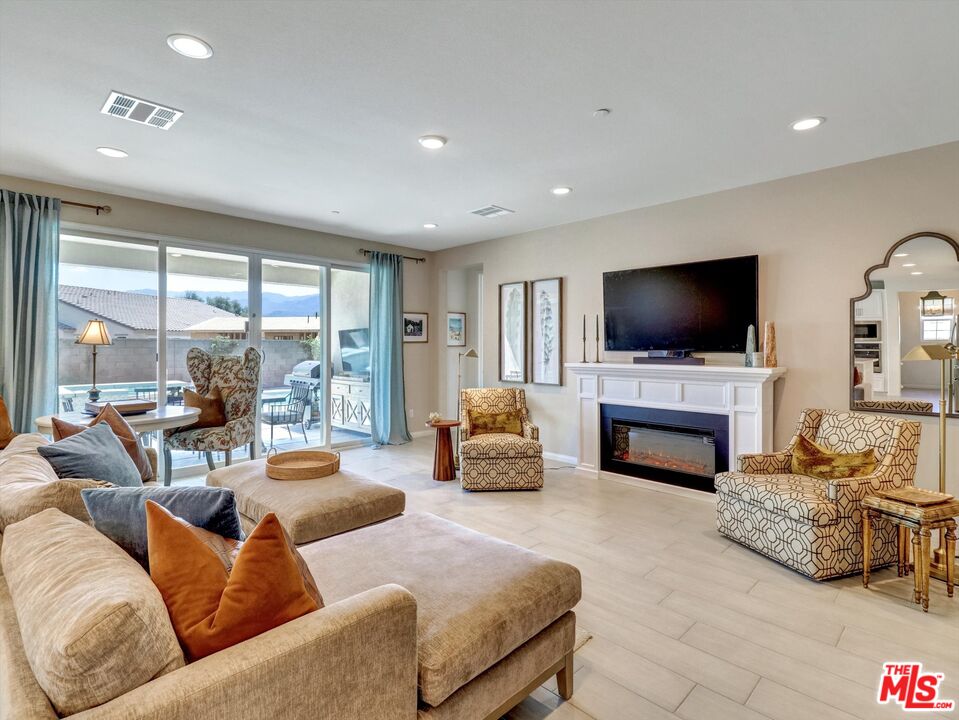 81921 Fiori Del Deserto Dr