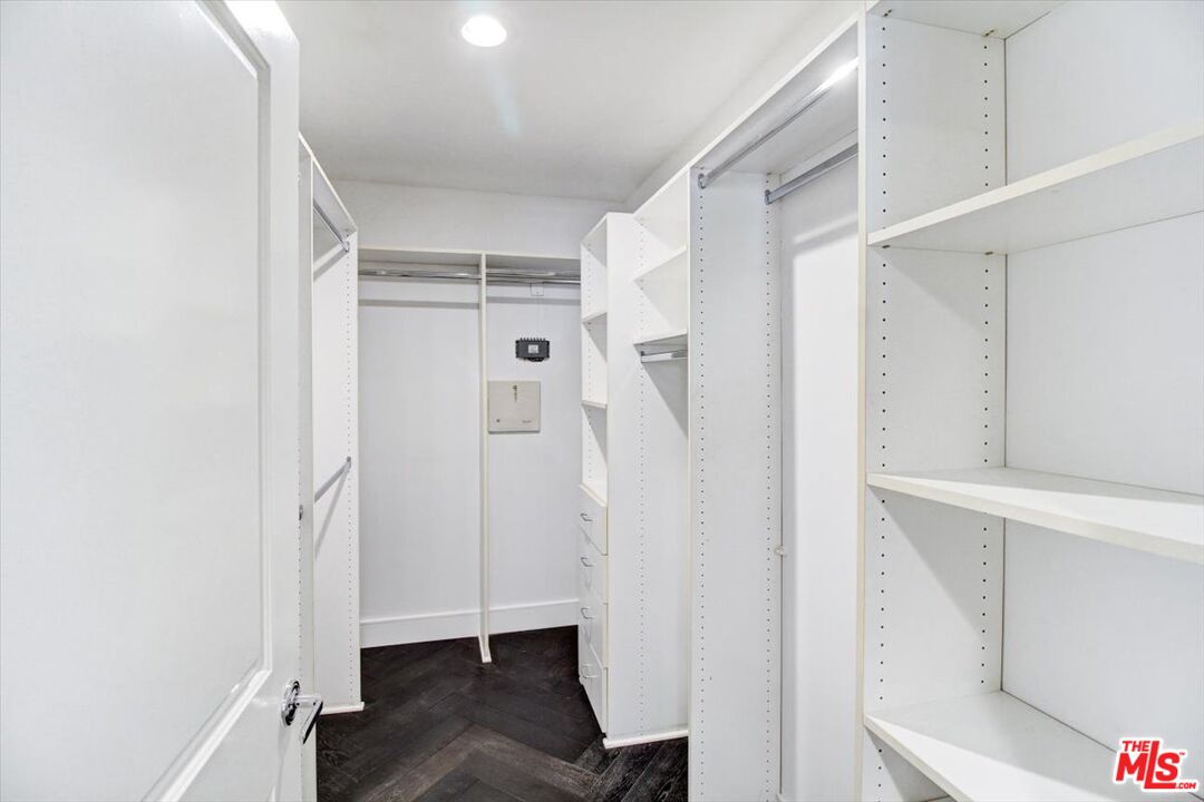 1319 N Detroit St Unit: 108