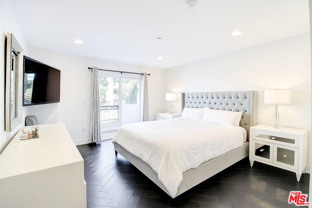 1319 N Detroit St Unit: 108