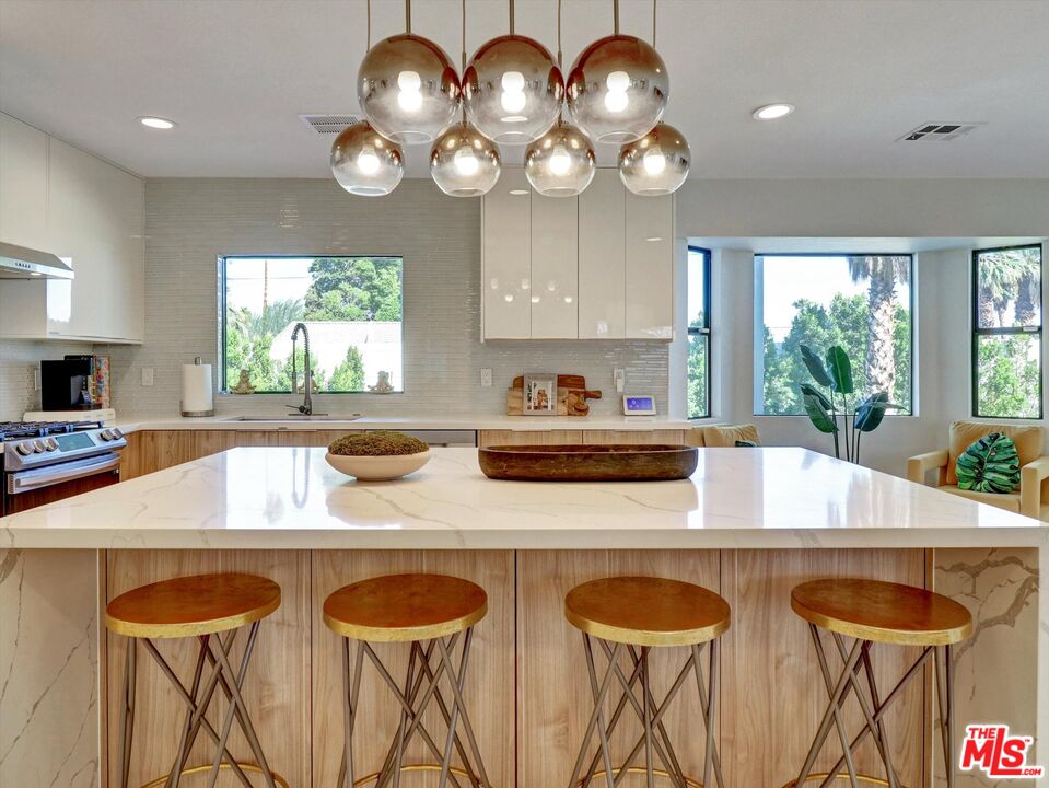 1920 N San Gorgonio Rd