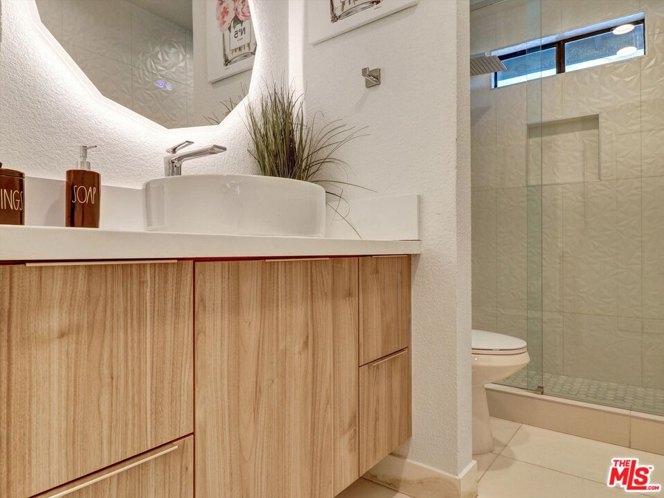 1920 N San Gorgonio Rd