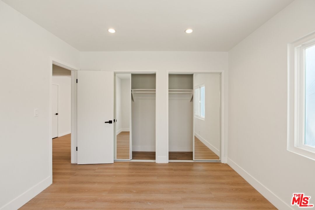 352 S Doheny Dr Unit: 1