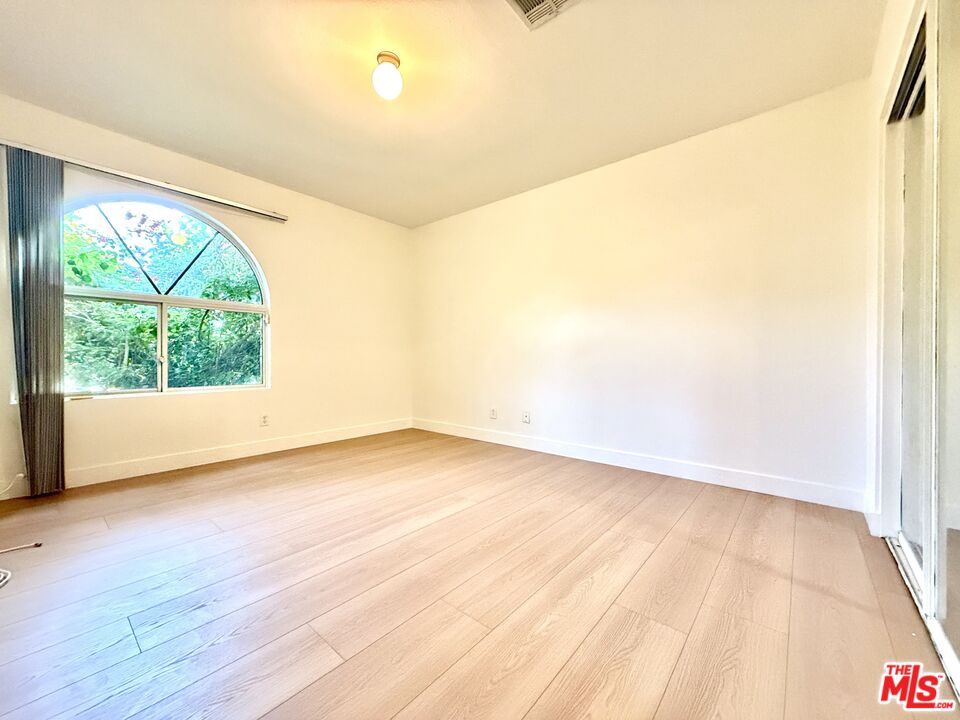 27205 AVENIDA QUINTANA